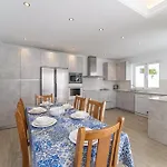 Villa Dazzling 4 Bedrooms Nagini Sun Terrace Hot Tub Playa Blanca (Lanzarote)