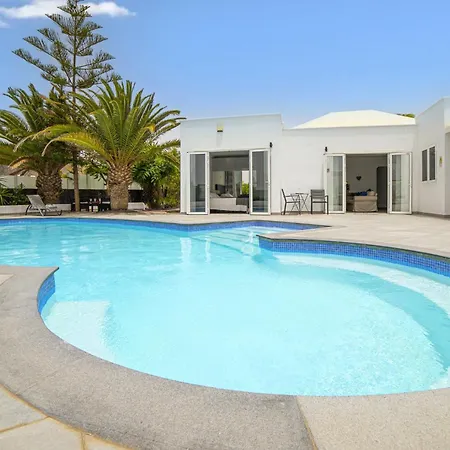 Bluevillas Corfu Natumo Playa Blanca (Lanzarote)