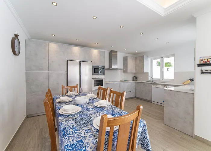 别墅 Dazzling 4 Bedrooms Nagini Sun Terrace Hot Tub 普拉亚布兰卡