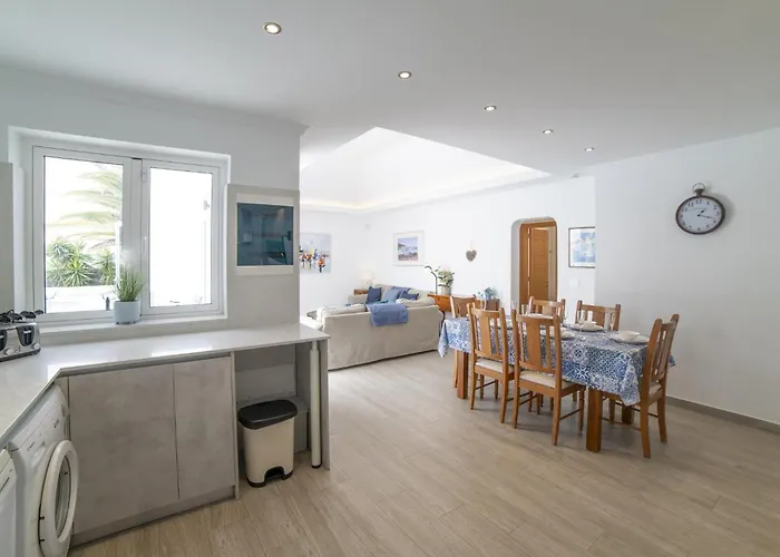 Villa Dazzling 4 Bedrooms Nagini Sun Terrace Hot Tub Playa Blanca (Lanzarote)